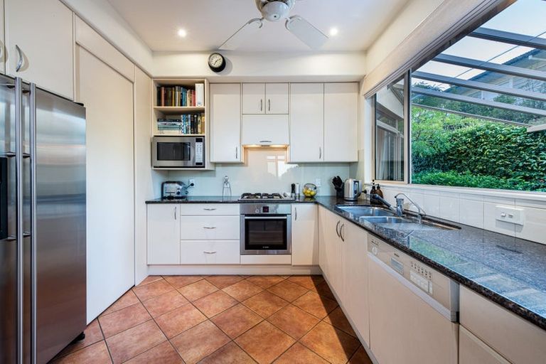 Photo of property in 3/284 Lake Road, Hauraki, Auckland, 0622