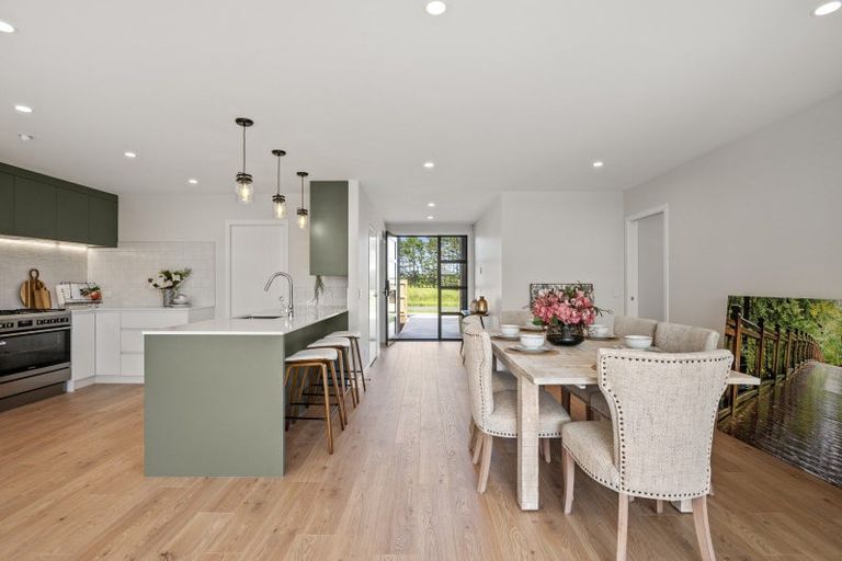 Photo of property in 111 Mclarin Road, Glenbrook, 2681