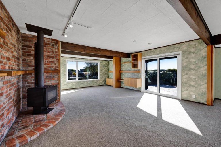 Photo of property in 54 Ketemarae Road, Normanby, Hawera, 4614