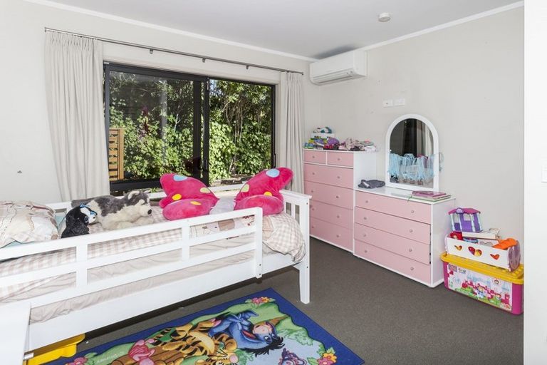 Photo of property in 5 Rewa Rewa Valley, Tairua, 3508