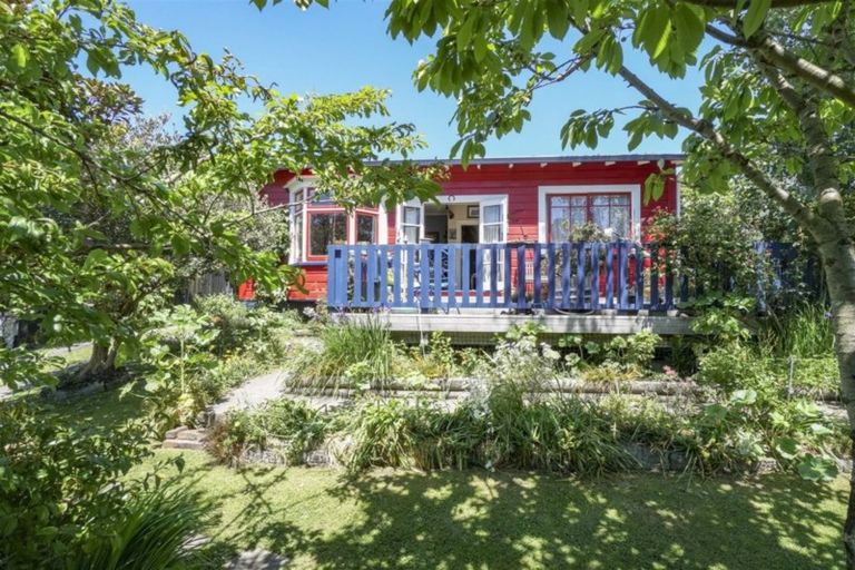 Photo of property in 2/92 Toi Toi Street, Toi Toi, Nelson, 7010