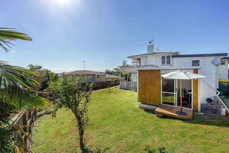 Photo of property in 10 Coronation Road, Glenfield, Auckland, 0627