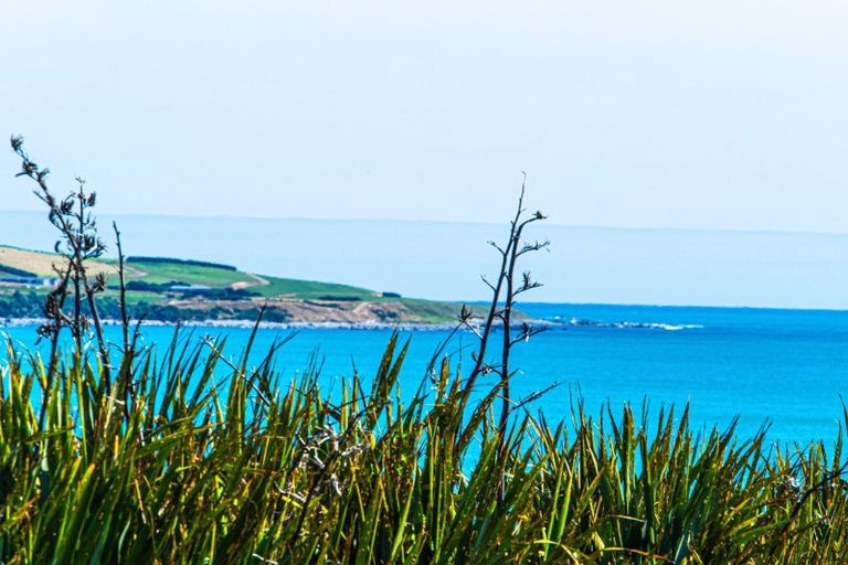 Photo of property in 1 Surrey Street, Orepuki, Riverton, 9881