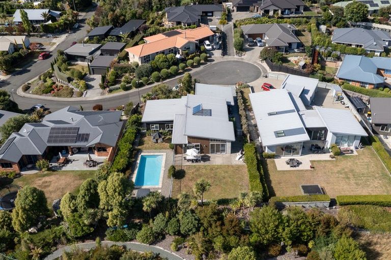 Photo of property in 6 Te Aroha Place, Mapua, 7005