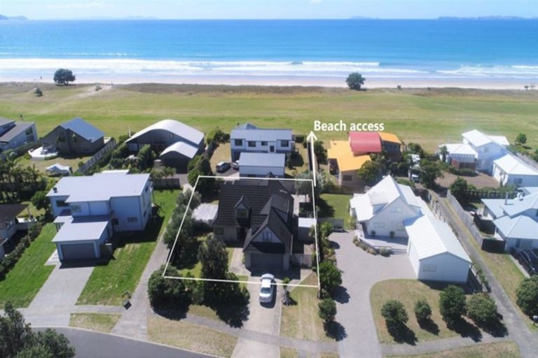 Photo of property in 134 Puka Crescent, Matarangi, Whitianga, 3592