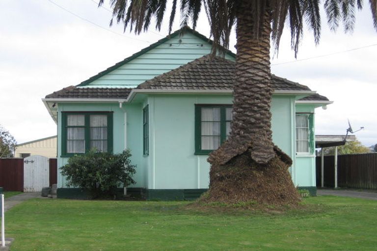 Photo of property in 1 Shepherd Grove, Taita, Lower Hutt, 5011