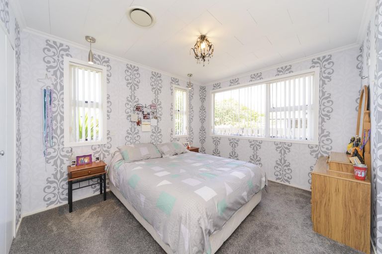 Photo of property in 42 Carter Crescent, Awapuni, Palmerston North, 4412