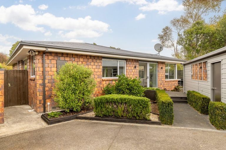 Photo of property in 3/47b Harris Crescent, Papanui, Christchurch, 8053