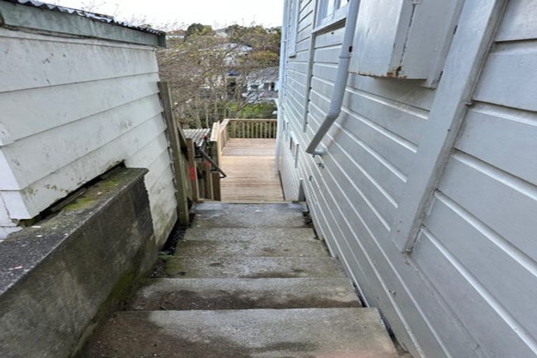 Photo of property in 7 Murray Street, Island Bay, Wellington, 6023