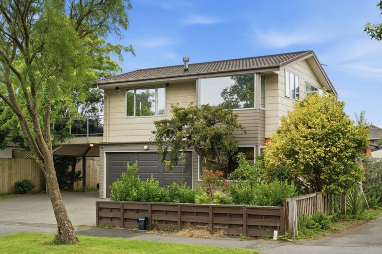 Photo of property in 53 Sayers Crescent, Ilam, Christchurch, 8041