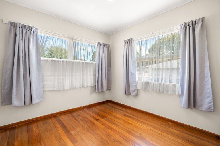 Photo of property in 19 Rutherford Street, Chedworth, Hamilton, 3210