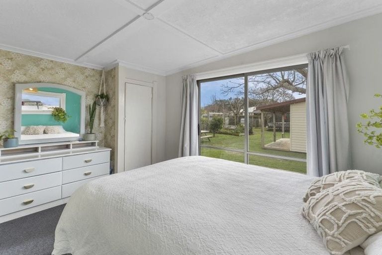 Photo of property in 13 Brook Street, Waiwhetu, Lower Hutt, 5010