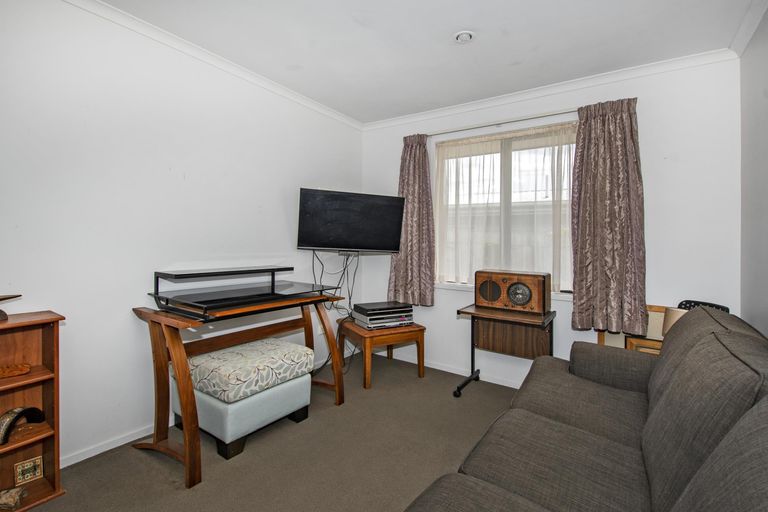 Photo of property in 21 Ocean View Rise, Ruakaka, 0116