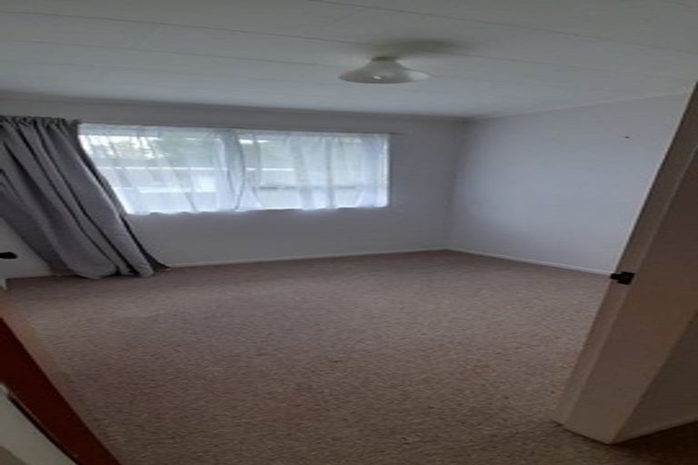 Photo of property in 22 Indiana Grove, Totara Park, Upper Hutt, 5018