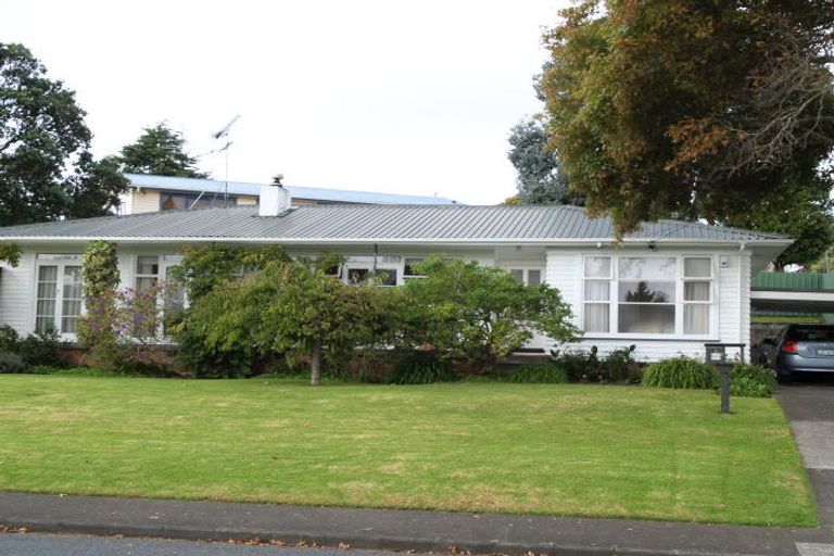 Photo of property in 96a Moore Street, Howick, Auckland, 2014