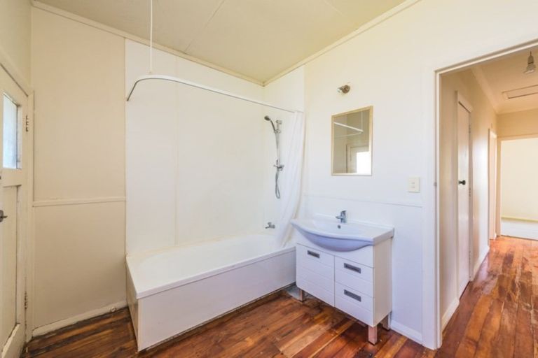 Photo of property in 1 Wakefield Street, Whanganui East, Wanganui, 4500