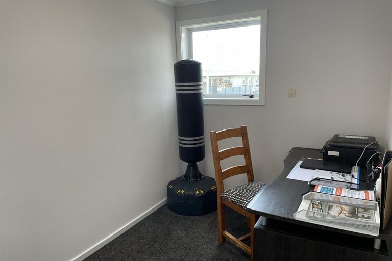 Photo of property in 80 Albert Street, Winton, 9720