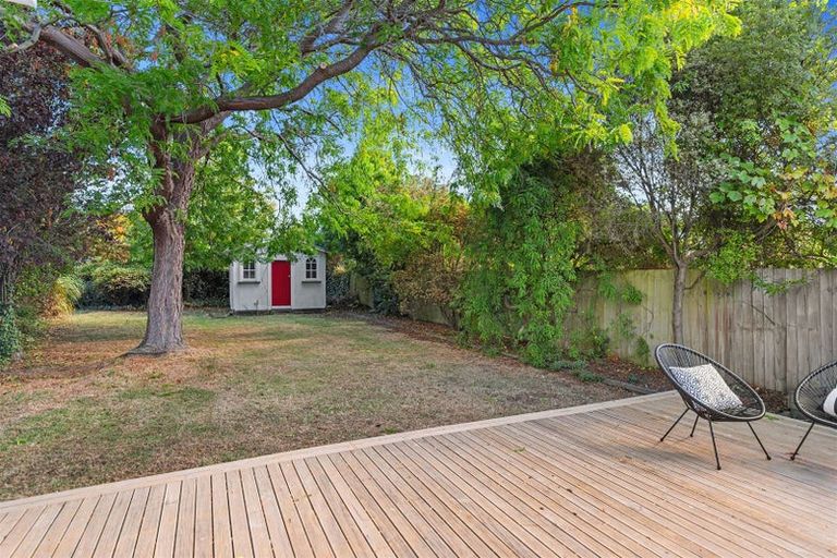 Photo of property in 33 Vagues Road, Northcote, Christchurch, 8052
