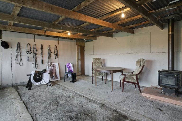 Photo of property in 261 Otaua Road, Otaua, Waiuku, 2682