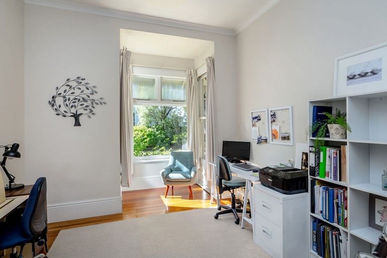 Photo of property in 24 Victoria Street, Masterton, 5810