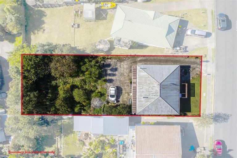 Photo of property in 8 Kathy Terrace, Stanmore Bay, Whangaparaoa, 0932