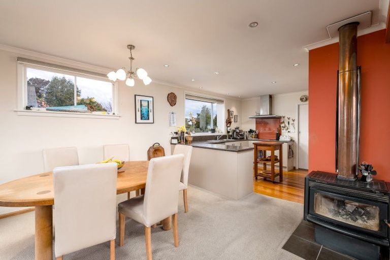 Photo of property in 229 Waihao Back Road, Waimate, 7979