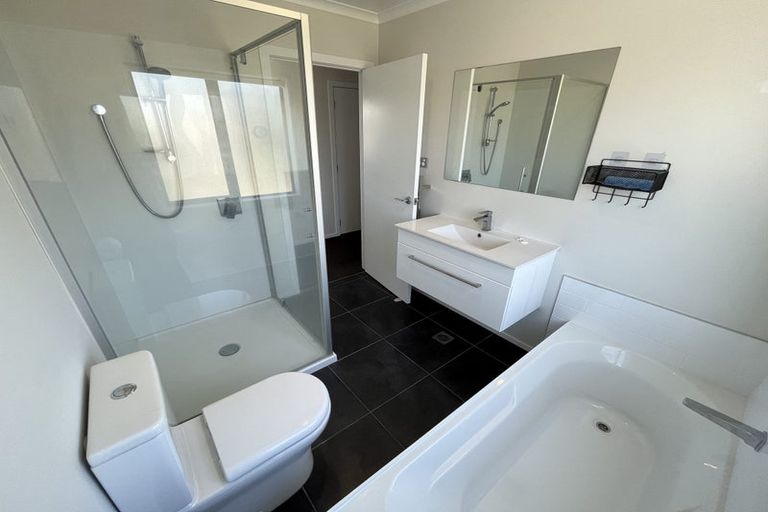 Photo of property in 17 Rebekah Crescent, Flagstaff, Hamilton, 3210