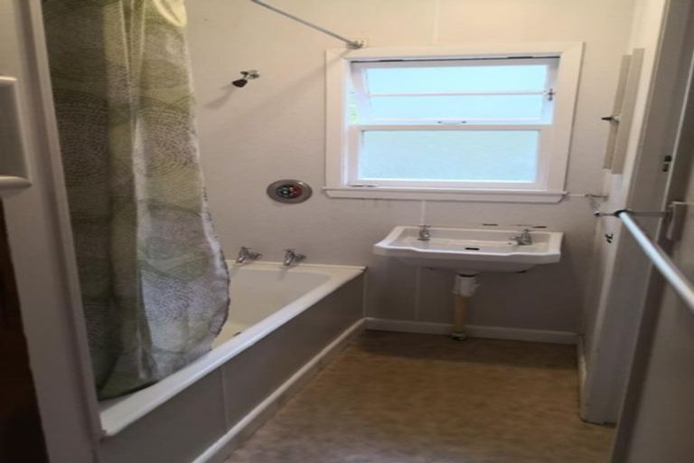 Photo of property in 223 Saint Vincent Street, Toi Toi, Nelson, 7010