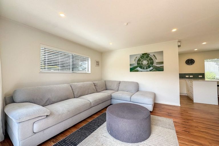 Photo of property in 1/29 Rangatira Road, Birkdale, Auckland, 0626