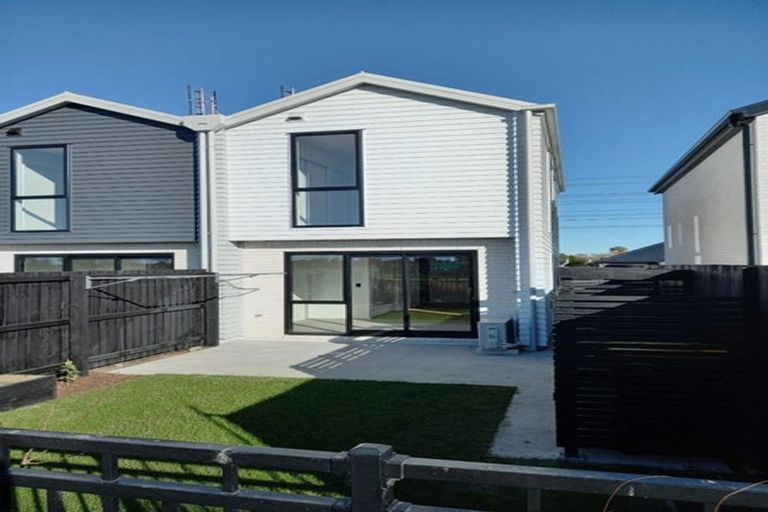 Photo of property in 18 Piripiri Place, Broomfield, Christchurch, 8042