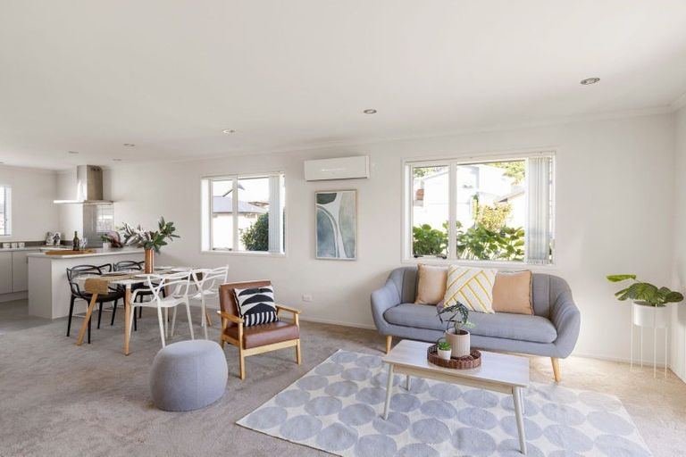 Photo of property in 24 Shrule Place, Huntington, Hamilton, 3210