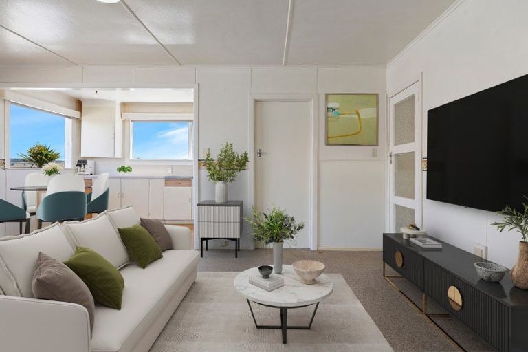 Photo of property in 38 Puriri Street, Hilltop, Taupo, 3330