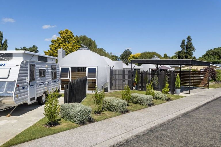 Photo of property in 17 Chartwell Drive, Eltham, 4322