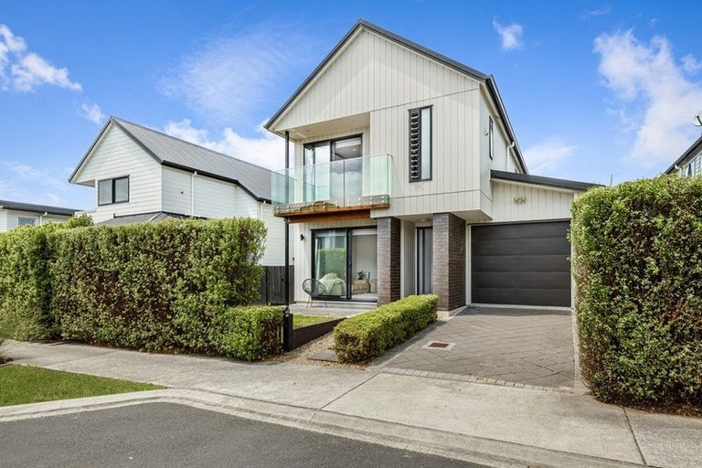 Photo of property in 9 Kearns Drive, Hobsonville, Auckland, 0616