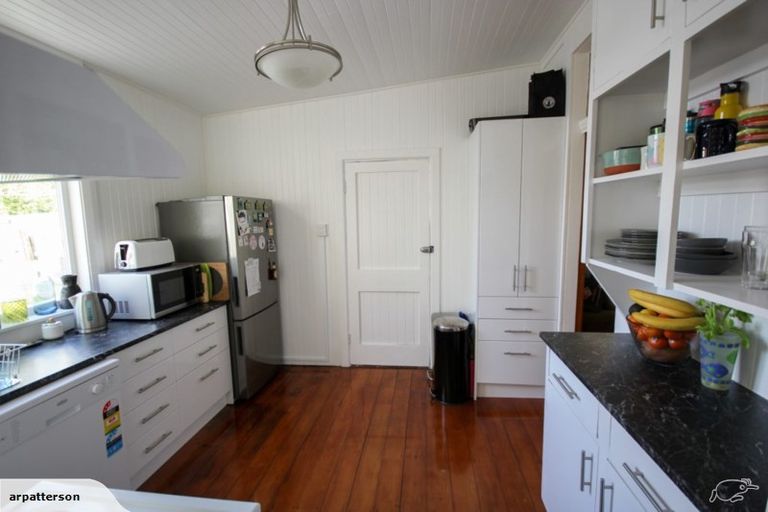 Photo of property in 5 Brown Street, Mount Cook, Wellington, 6021