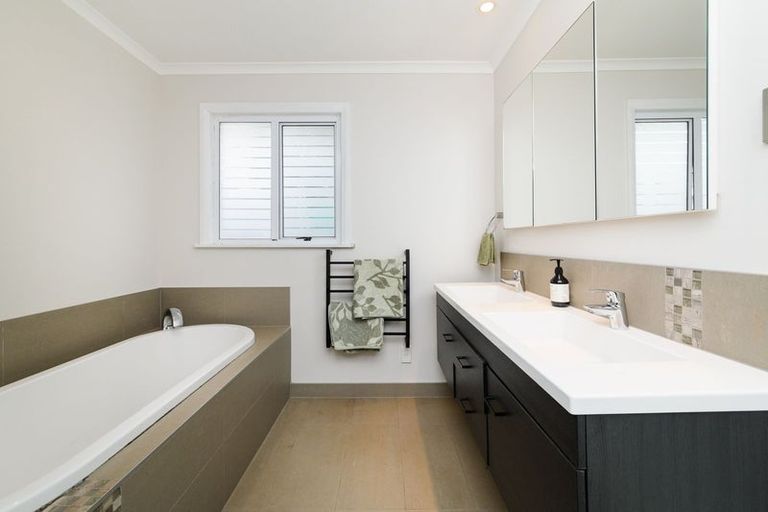 Photo of property in 4 Miles Place, Awapuni, Palmerston North, 4412