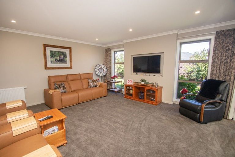 Photo of property in 17 Whiteoak Grove, Tinwald, Ashburton, 7700