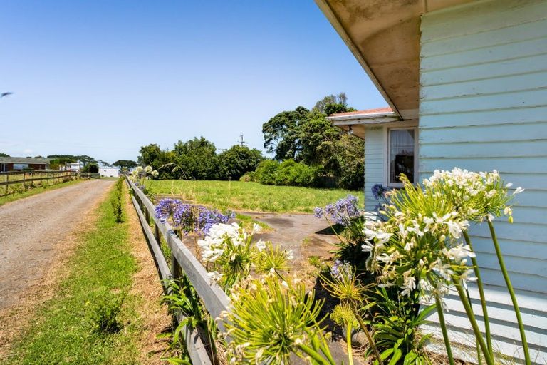 Photo of property in 126 Ihaia Road, Opunake, 4616