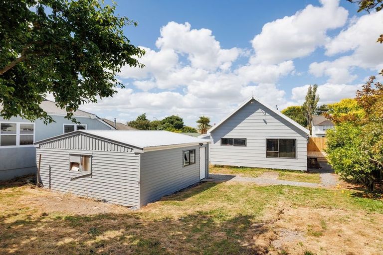 Photo of property in 4 Ngarimu Street, Roslyn, Palmerston North, 4414