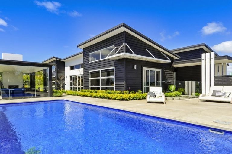 Photo of property in 88 Grace Hill Drive, Dairy Flat, Albany, 0792