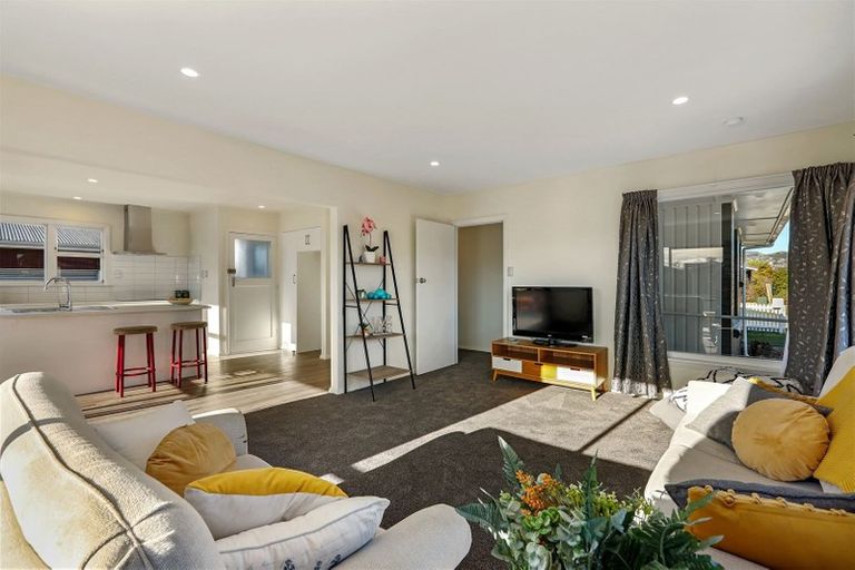 Photo of property in 20 Blakehall Place, Spreydon, Christchurch, 8024