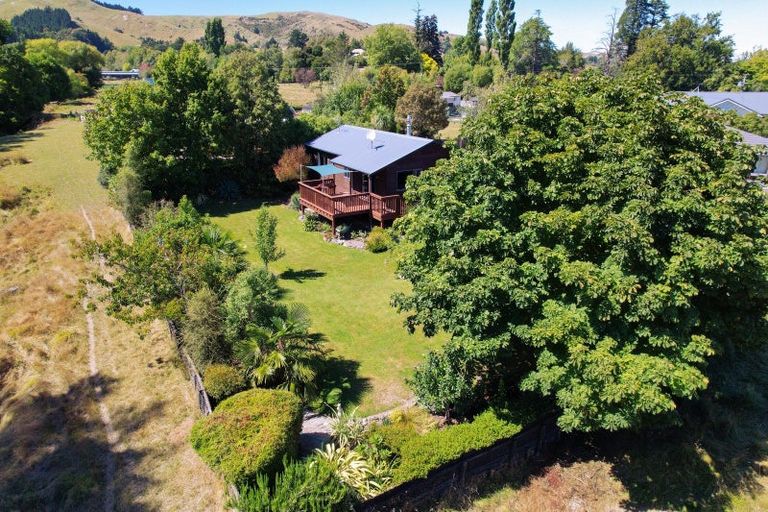 Photo of property in 16 Robinson Street, Cheviot, 7310