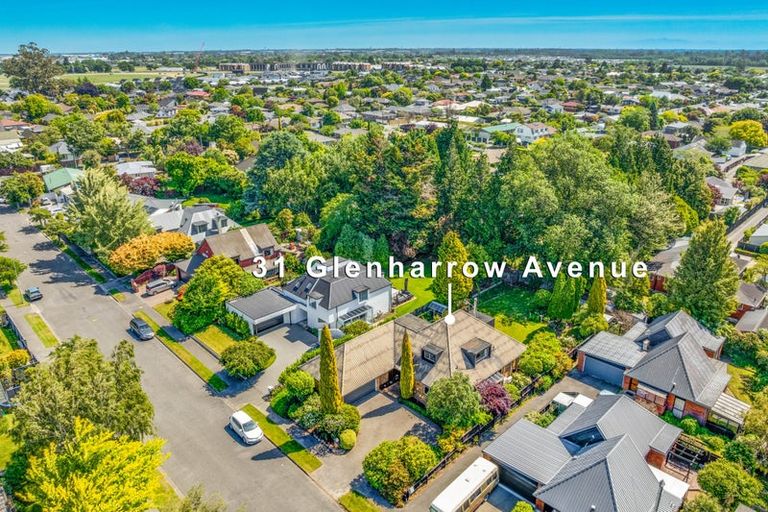 Photo of property in 31 Glenharrow Avenue, Avonhead, Christchurch, 8042