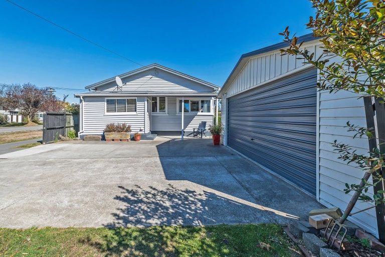 Photo of property in 12 D'arcy Street, Leeston, 7632