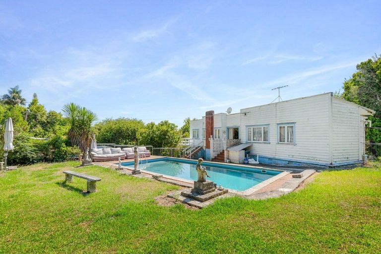 Photo of property in 65 Annett Road, Kumeu, 0891