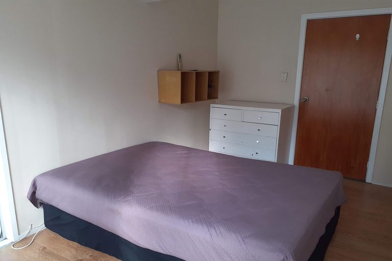 Photo of property in 12 Sandrine Avenue, Clover Park, Auckland, 2019