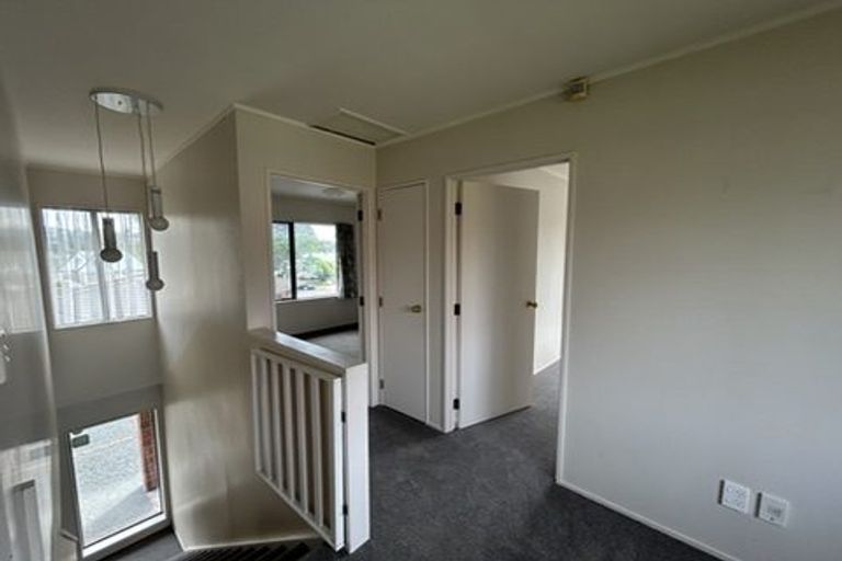 Photo of property in 3/8 Solana Court, Botany Downs, Auckland, 2010