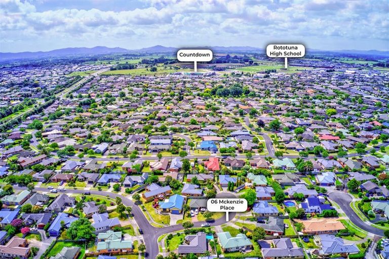 Photo of property in 6 Mckenzie Place, Rototuna North, Hamilton, 3210