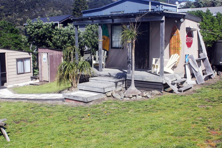 Photo of property in 23 Westside Road, Port Waikato, Tuakau, 2695