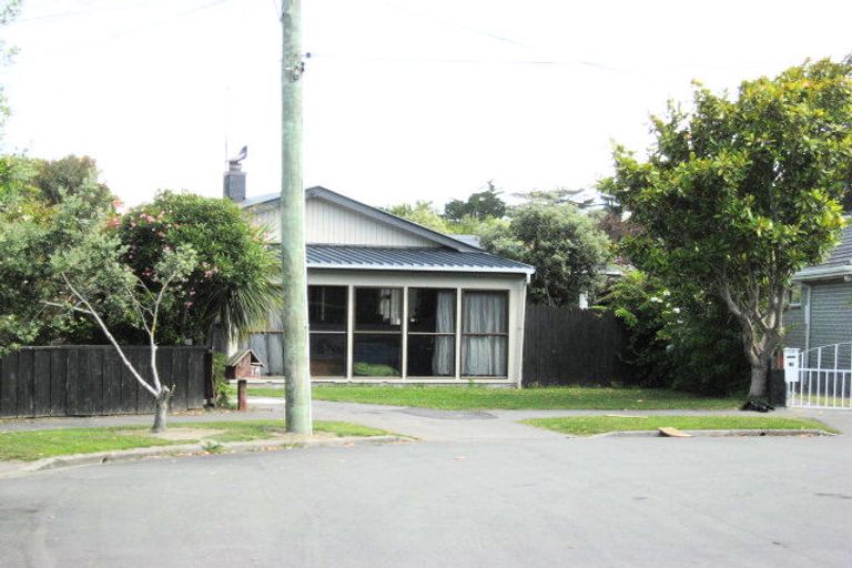 Photo of property in 14 Cromer Place, New Brighton, Christchurch, 8062